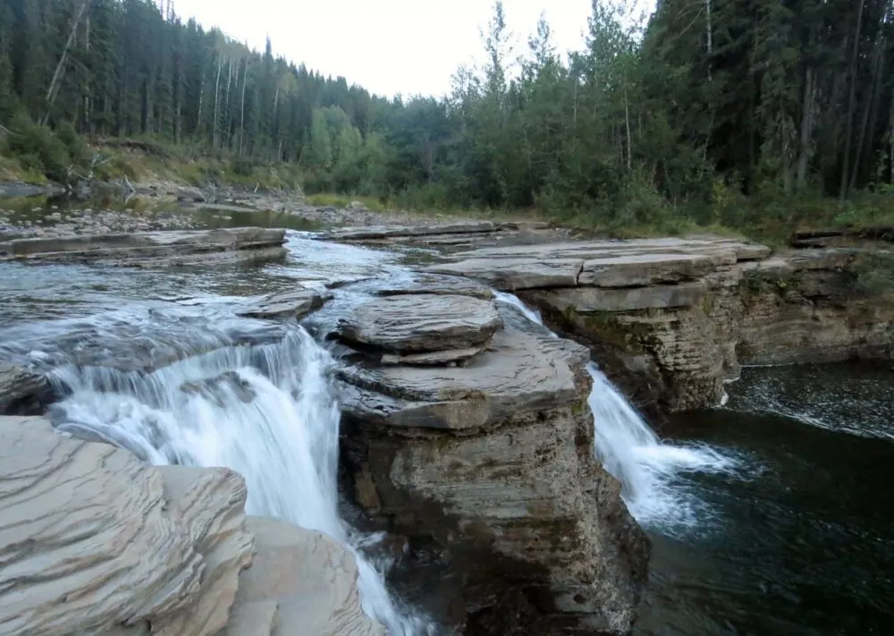 Flatbed Creek Falls, Tumbler Ridge