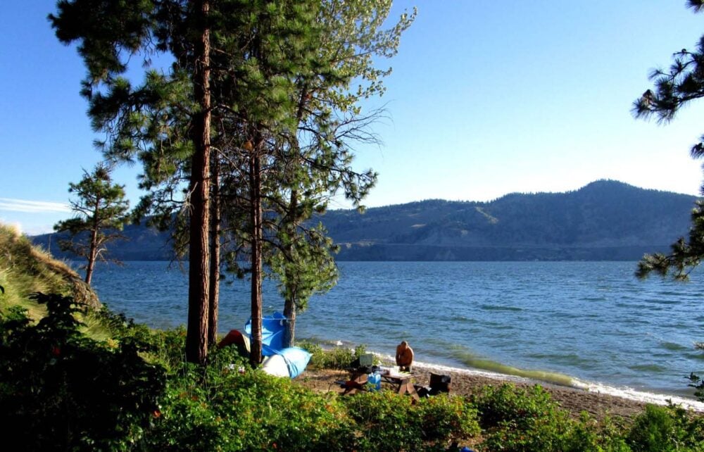 okanagan lake paddling van hyce beach