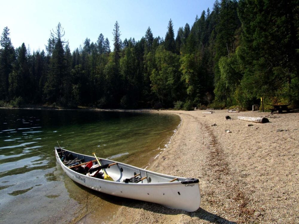 Canoe on axel beach gladstone park christina lake