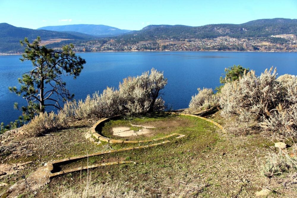 rattlesnake island mini golf course okanagan