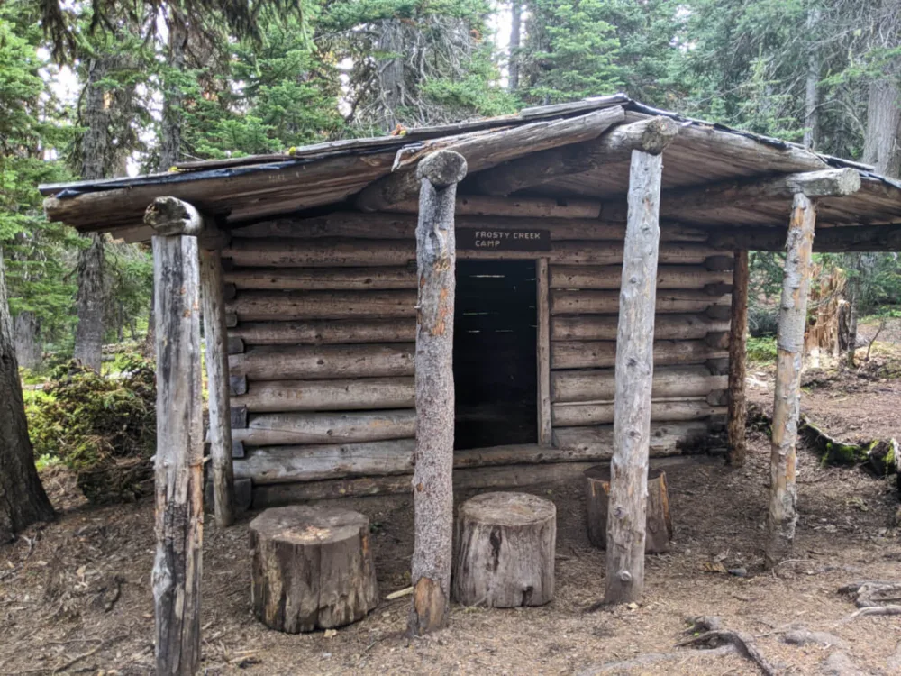 Rustic Frosty Creek Camp cabin, with one storey building