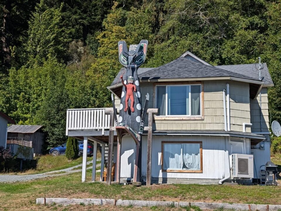 Alert Bay (‘Yalis), British Columbia: Best Things to Do and See | Off ...