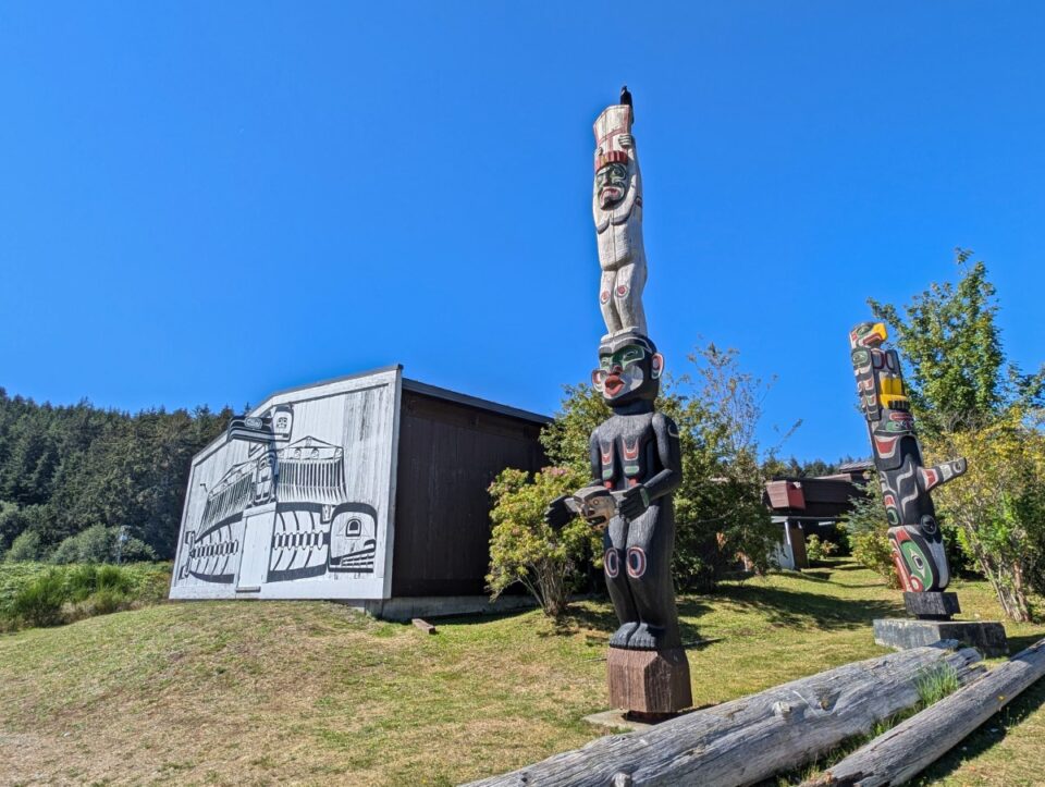 Alert Island Alert Bay (‘Yalis), British Columbia: Best Things to Do and See | Off ...