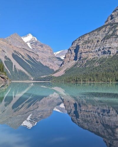 Kinney Lake, Mount Robson Provincial Park: Complete Hiking Guide